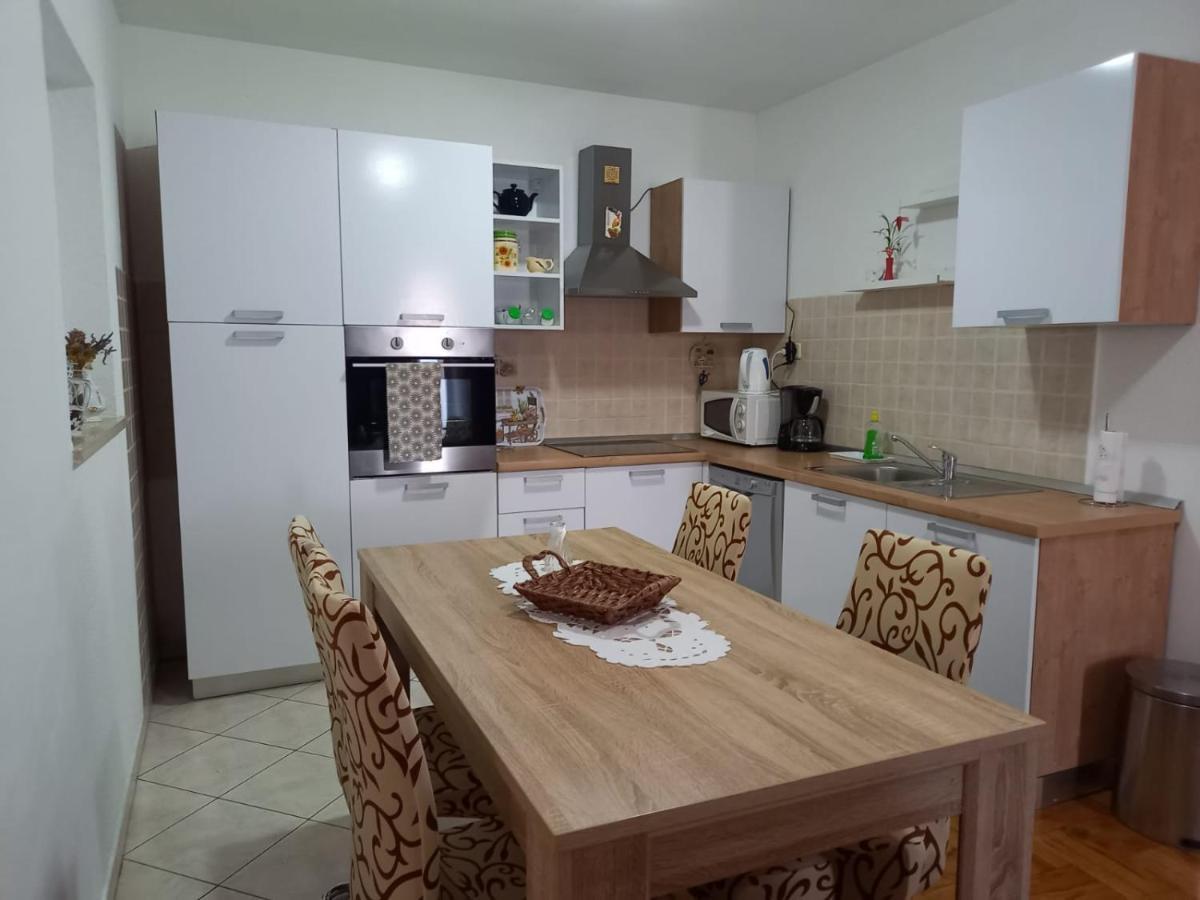 Apartmani Afrodita Crikvenica Luaran gambar